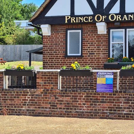 Prince Of Orange Hotel Gravesend Exterior foto